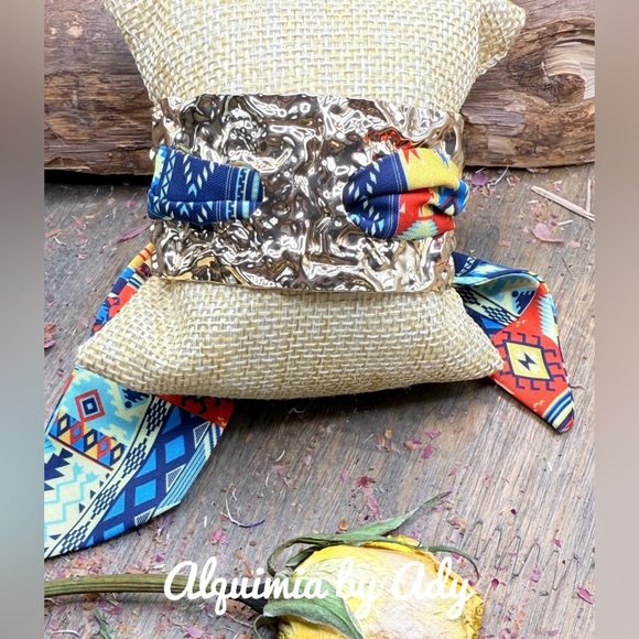 Gold statement cuff colorful scarf bracelet - Picture 1 of 3